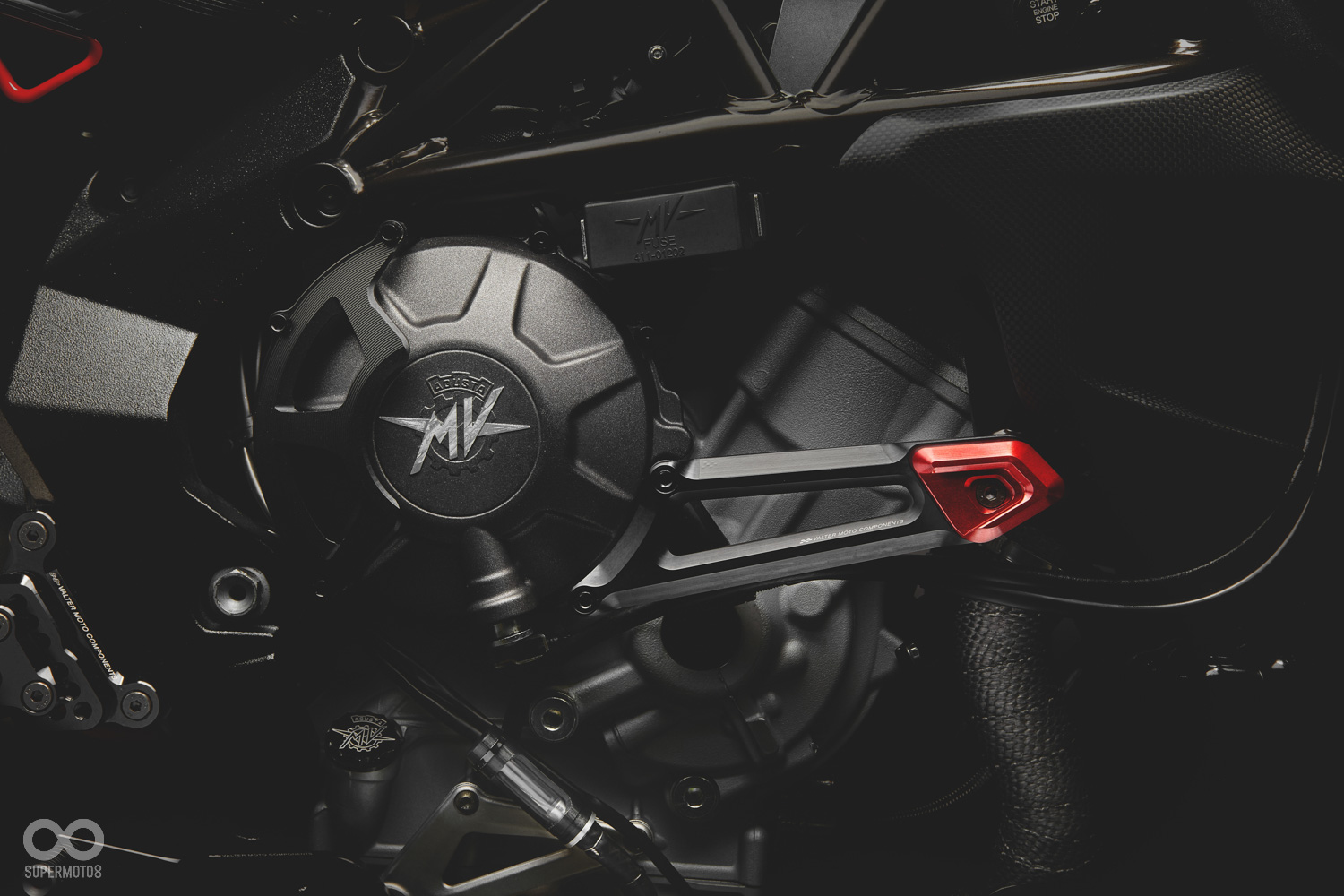 Valter Moto訂製的曲軸、引擎護蓋
